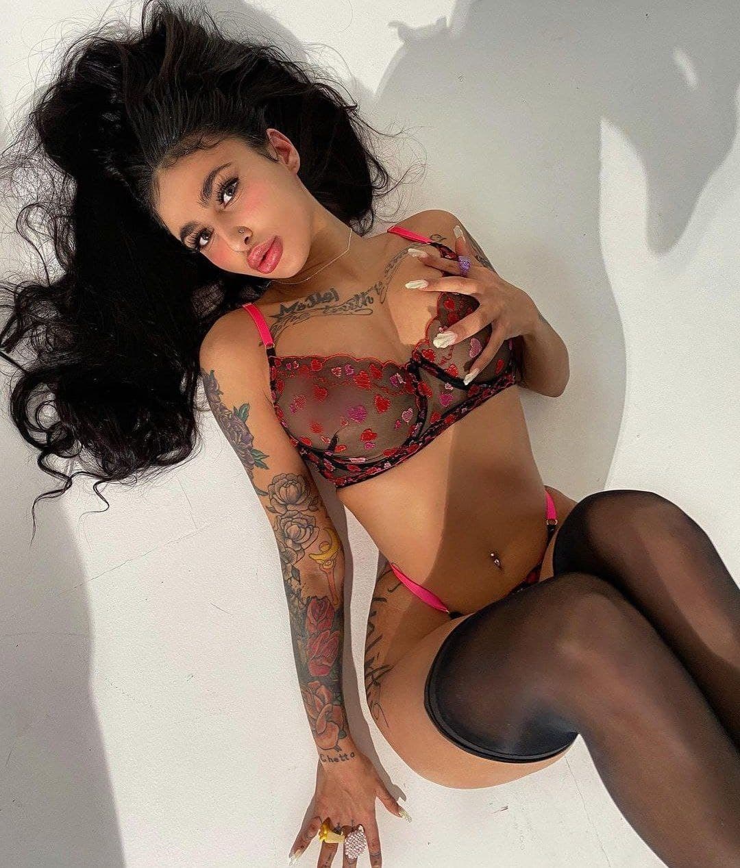 Адель индивидуалка у метро Аннино